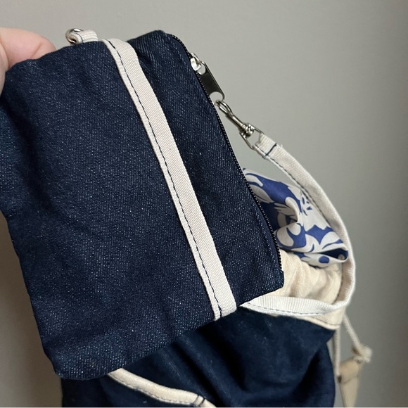 Unbranded Blue Denim Unisex Medium Backpack Cream Straps Trim Zip Pouch Included - Picture 6 of 7